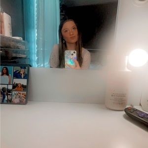 Meet your Posher, Maddie